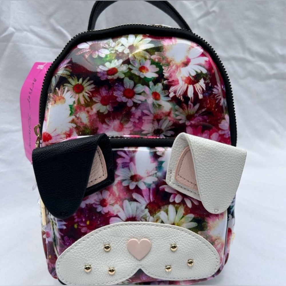 NWT Betsey Johnson Patent Dog Mini Bag Pack
No Longer Available In Retail Rare